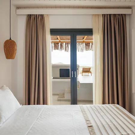 フテリア ベイ 4* Ftelia (Mykonos)