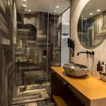 Ξενοδοχείο Bay Boutique 4*